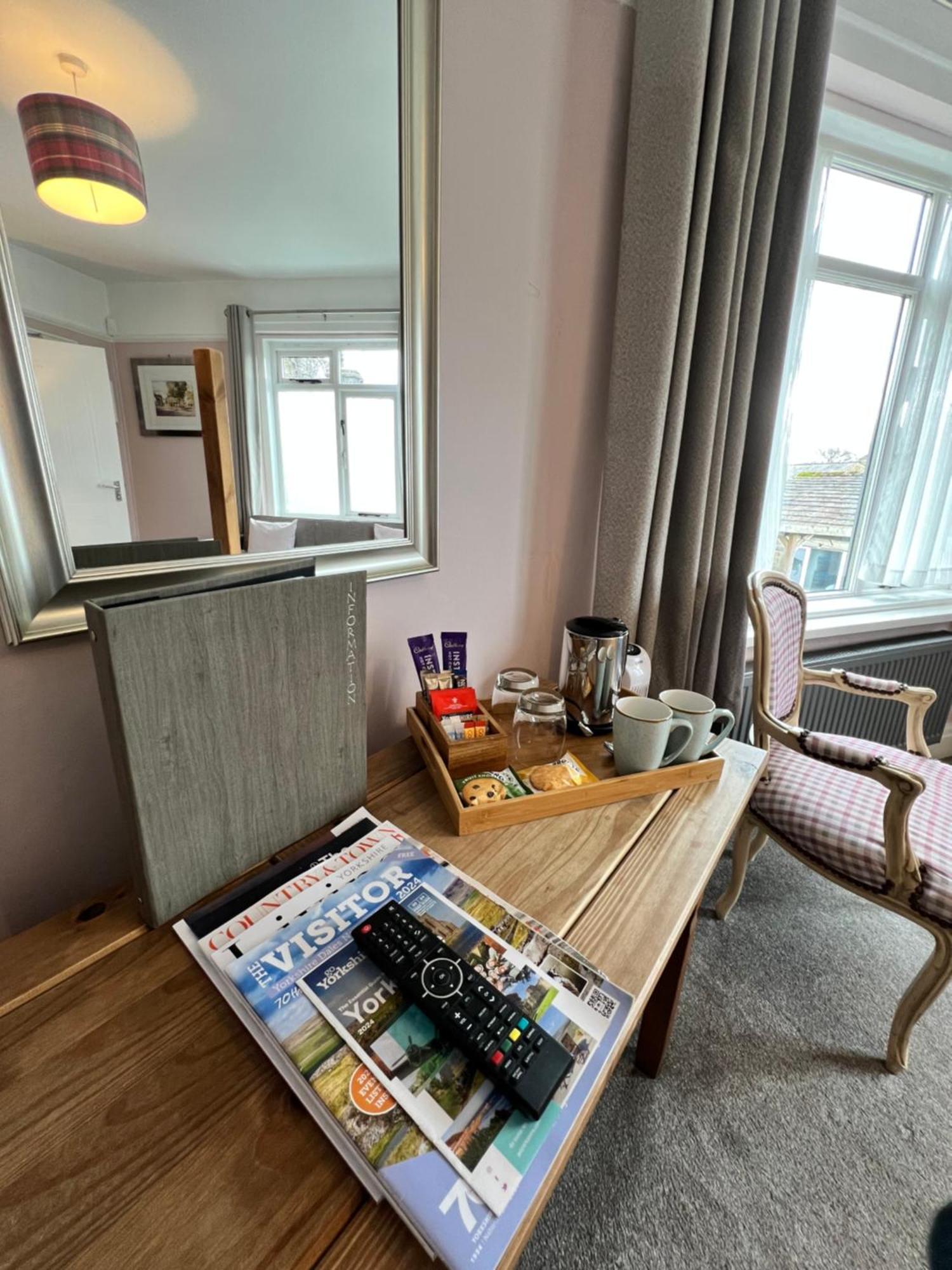 Devonshire Arms Inn Cracoe Εξωτερικό φωτογραφία